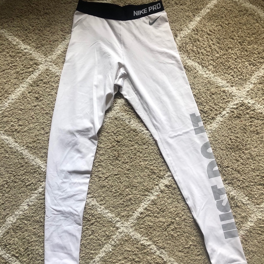 Nike pro thermal leggings